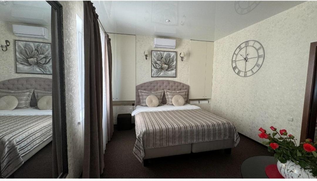 Шляпа Hotel Dnipro Bagian luar foto