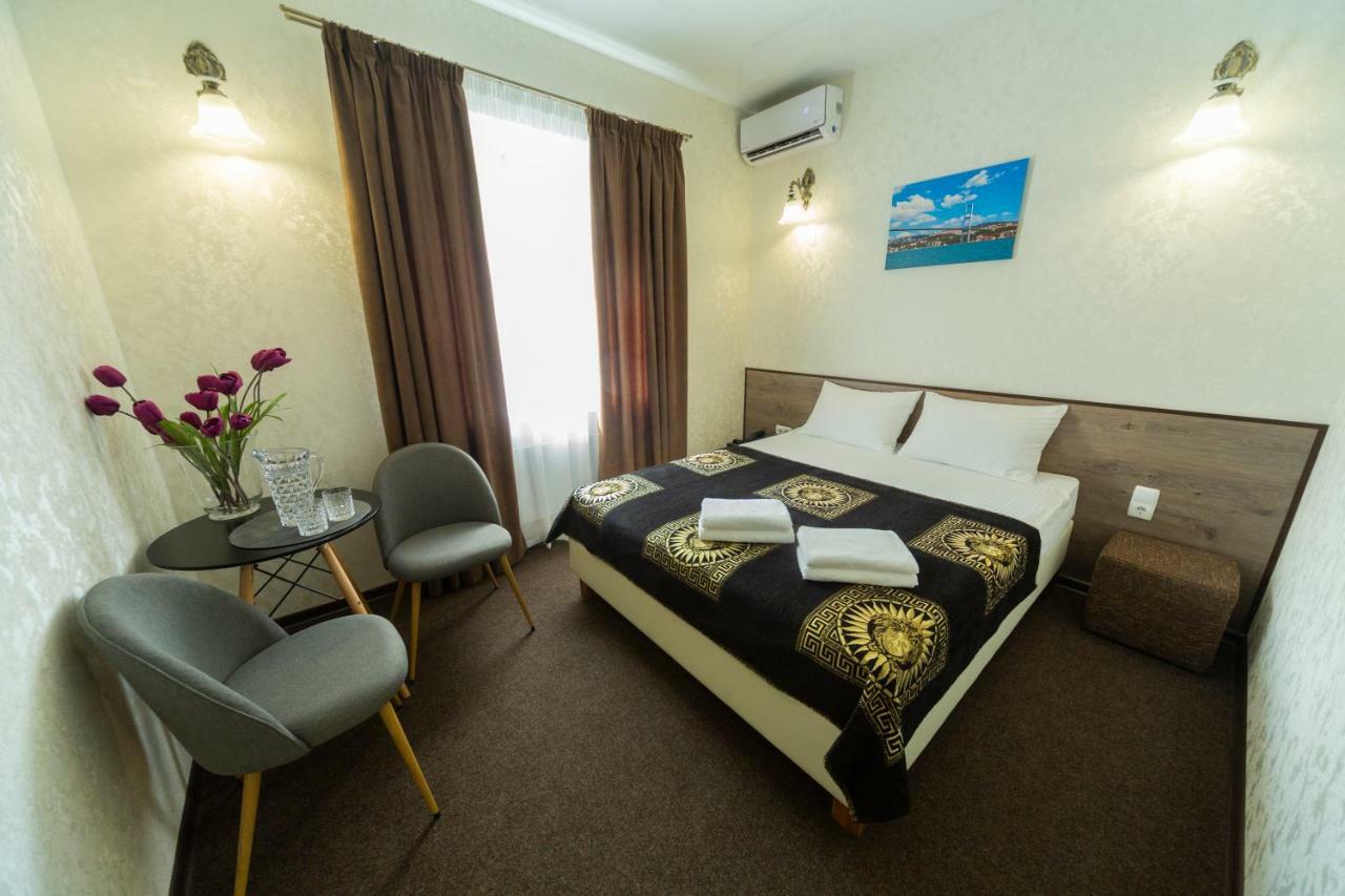 Шляпа Hotel Dnipro Bagian luar foto